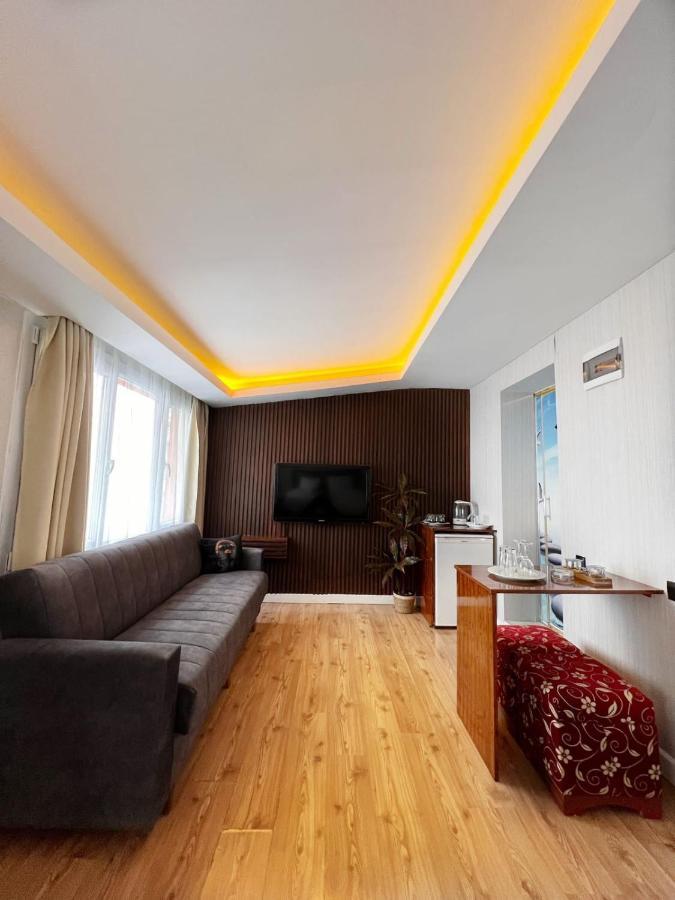 Zebra Hotel Alsancak Esmirna Exterior foto
