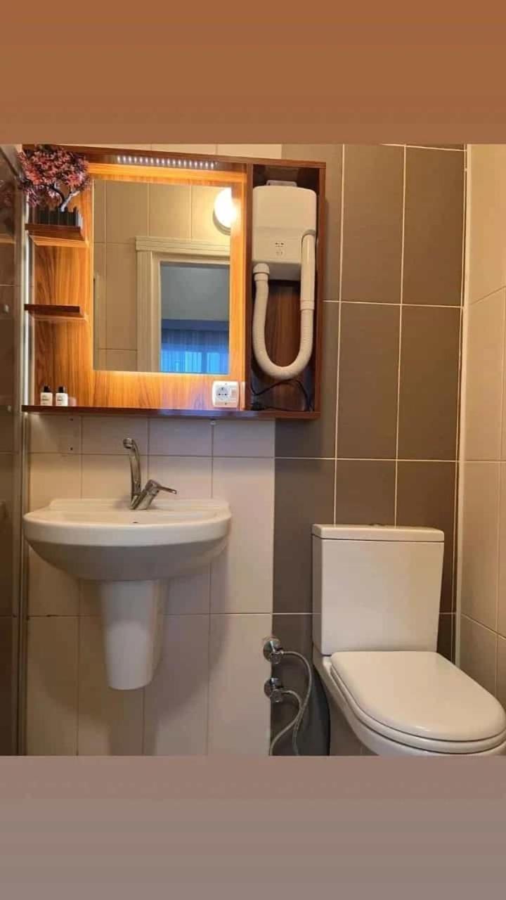 Zebra Hotel Alsancak Esmirna Exterior foto